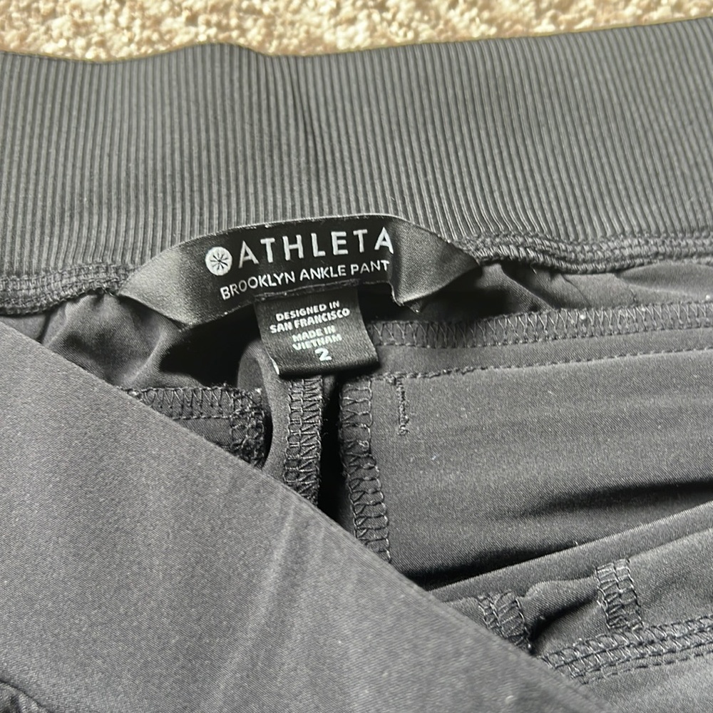 new without tags. athleta brooklyn ankle pant